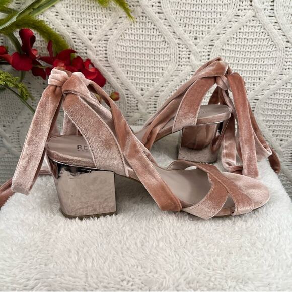 KENNETH COLE REACTION Pink Velvet Strappy Metallic Silver Block Heel Sandal sz 7 - Picture 5 of 12